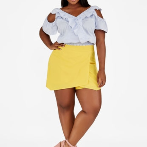Ashley Stewart Pants - *New* ENVELOPE HEM SOLID SKORT